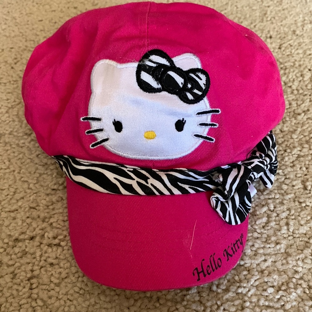 Hello kitty hat